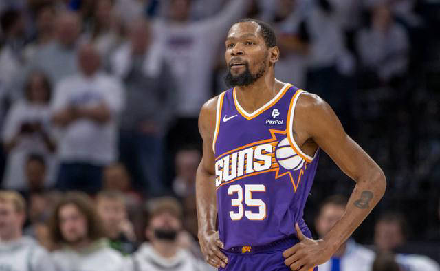 詹姆斯连续十五场比赛得分超过夺冠，G2不断突破！赛场气氛高涨的简单介绍-九游登录