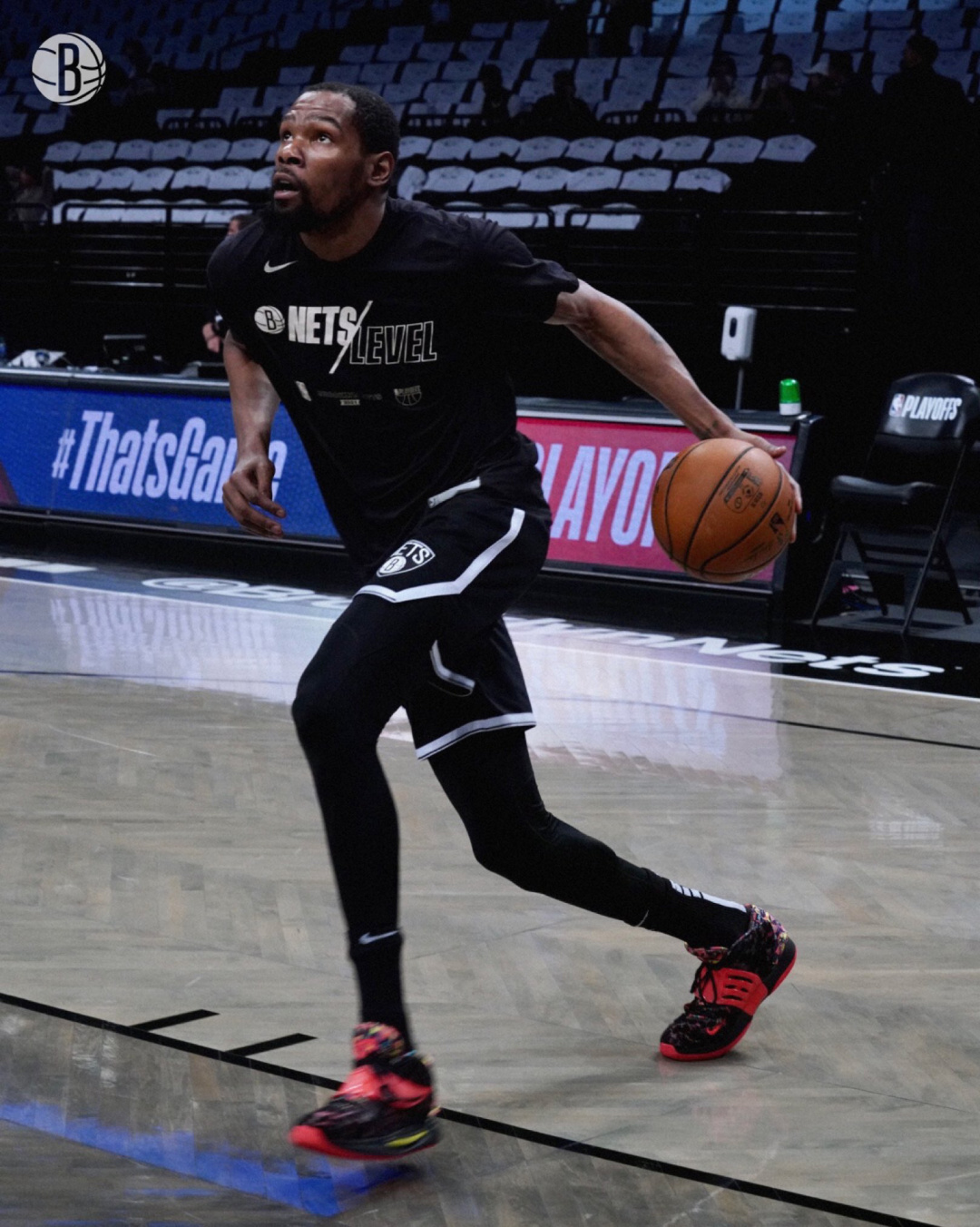 关于败北引发热议！，杜兰特在瑞士队比赛中重返赛场全场沸腾不已的信息-九游登录